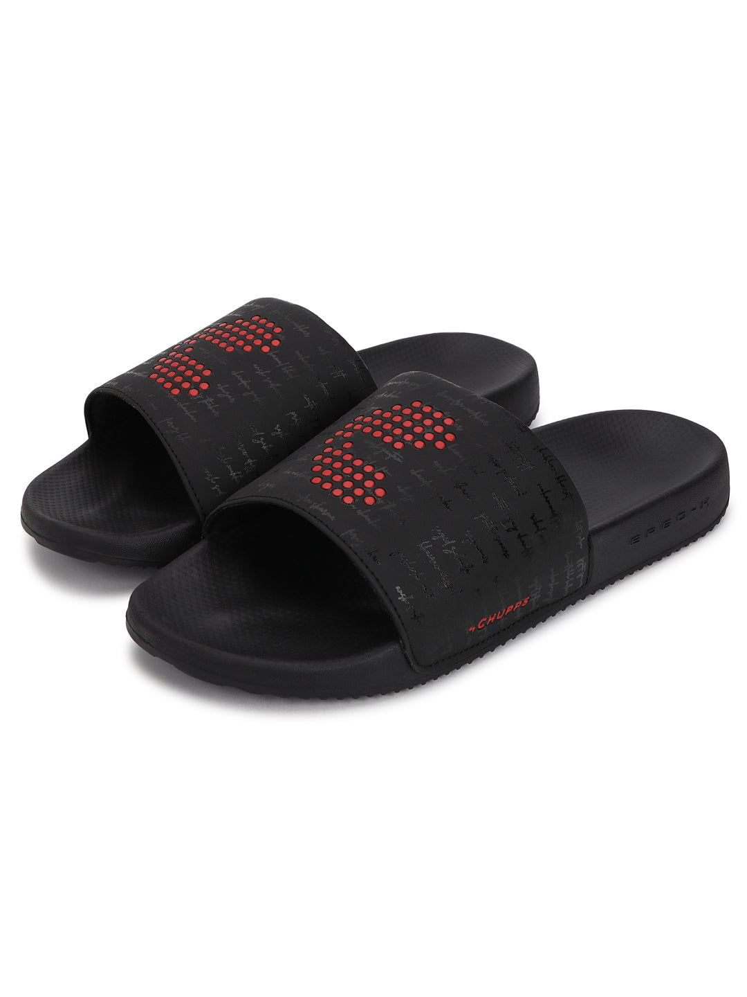 Anti-slip sole of DOT FUSION Pro on wet floor