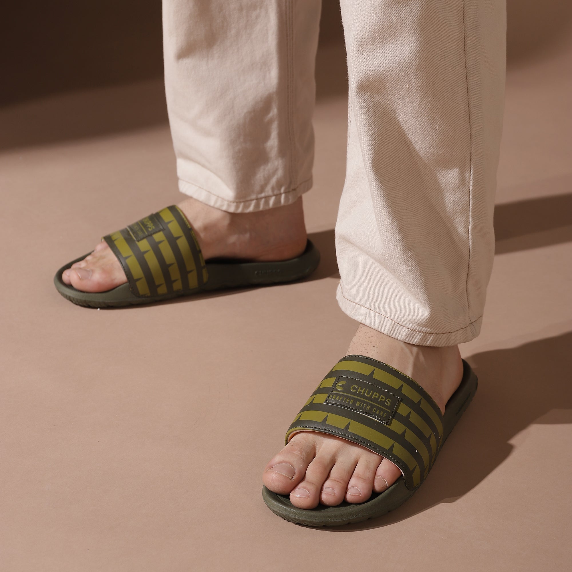 Notch Olive Sliders Men