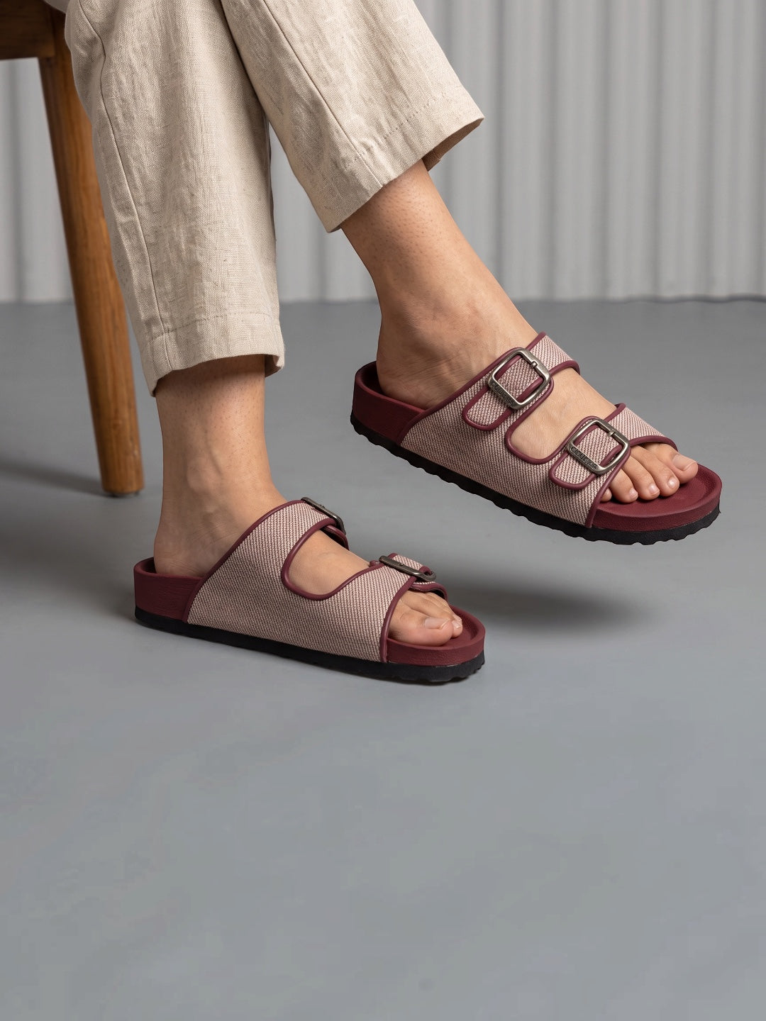 Haven Sliders_maroon