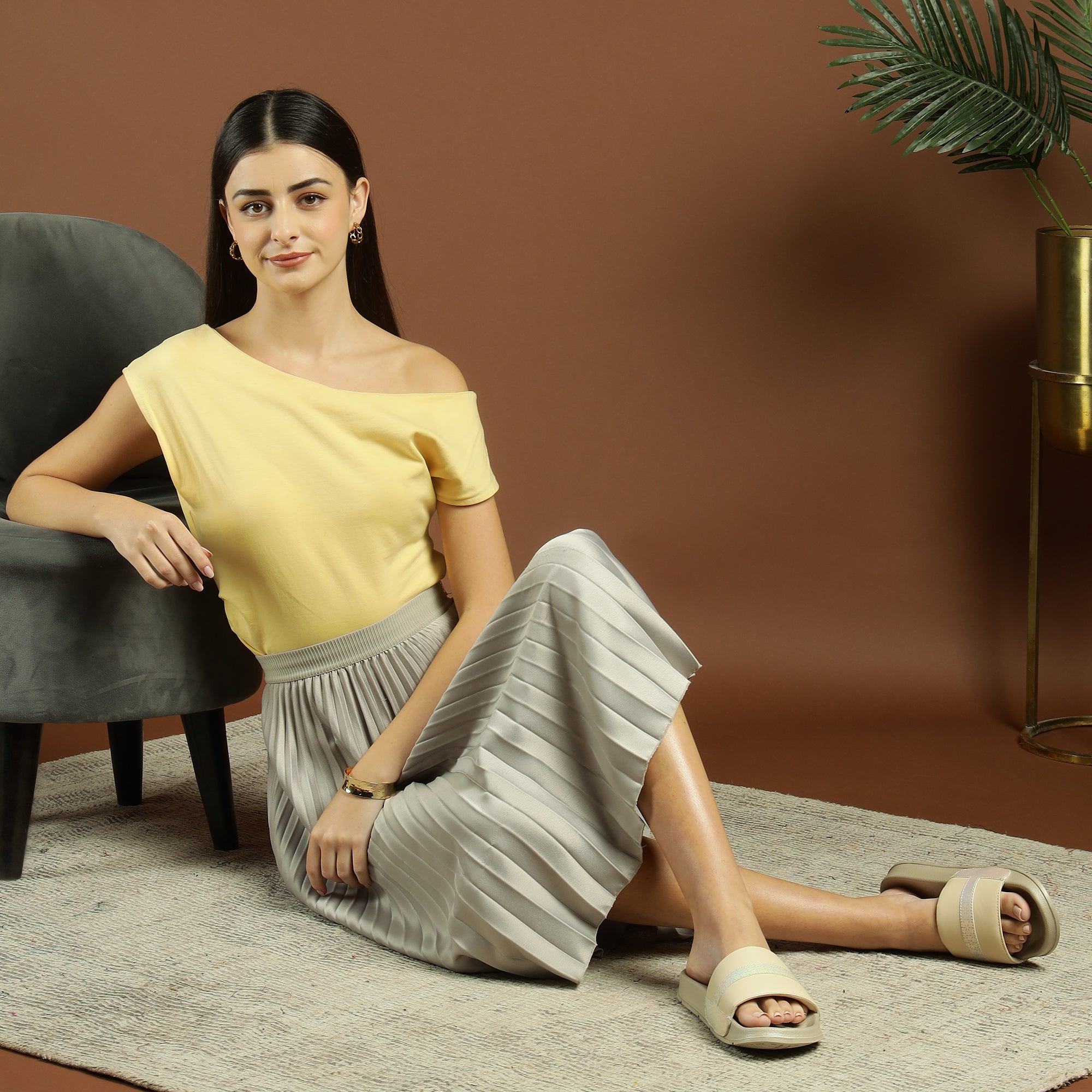 Orla Beige Sliders- Women