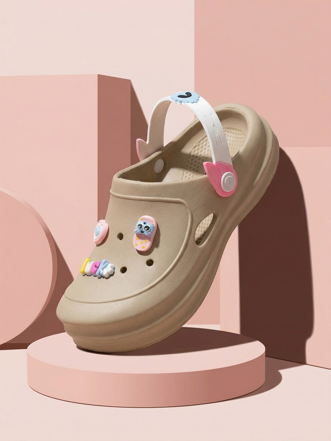 Wander Clog_beige
