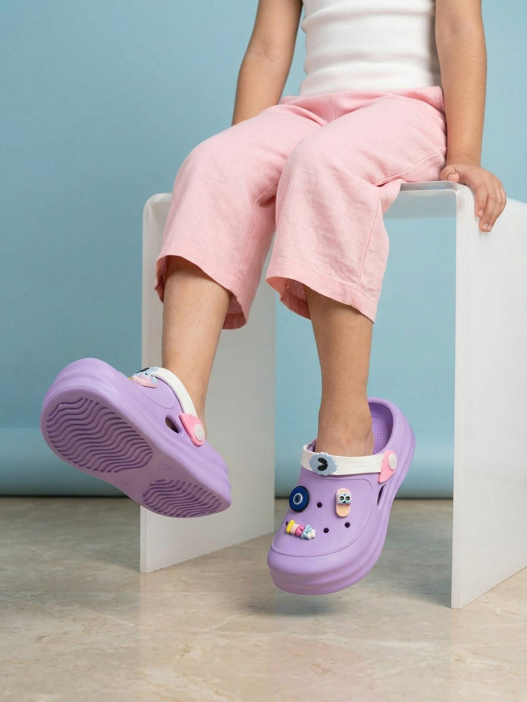 Wander Clog_purple