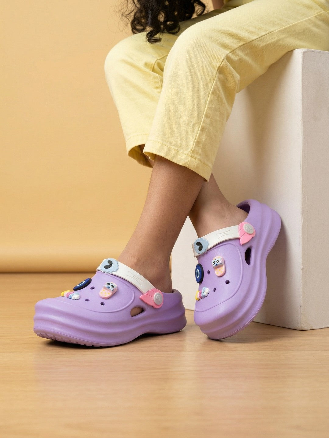 Wander Clog_purple