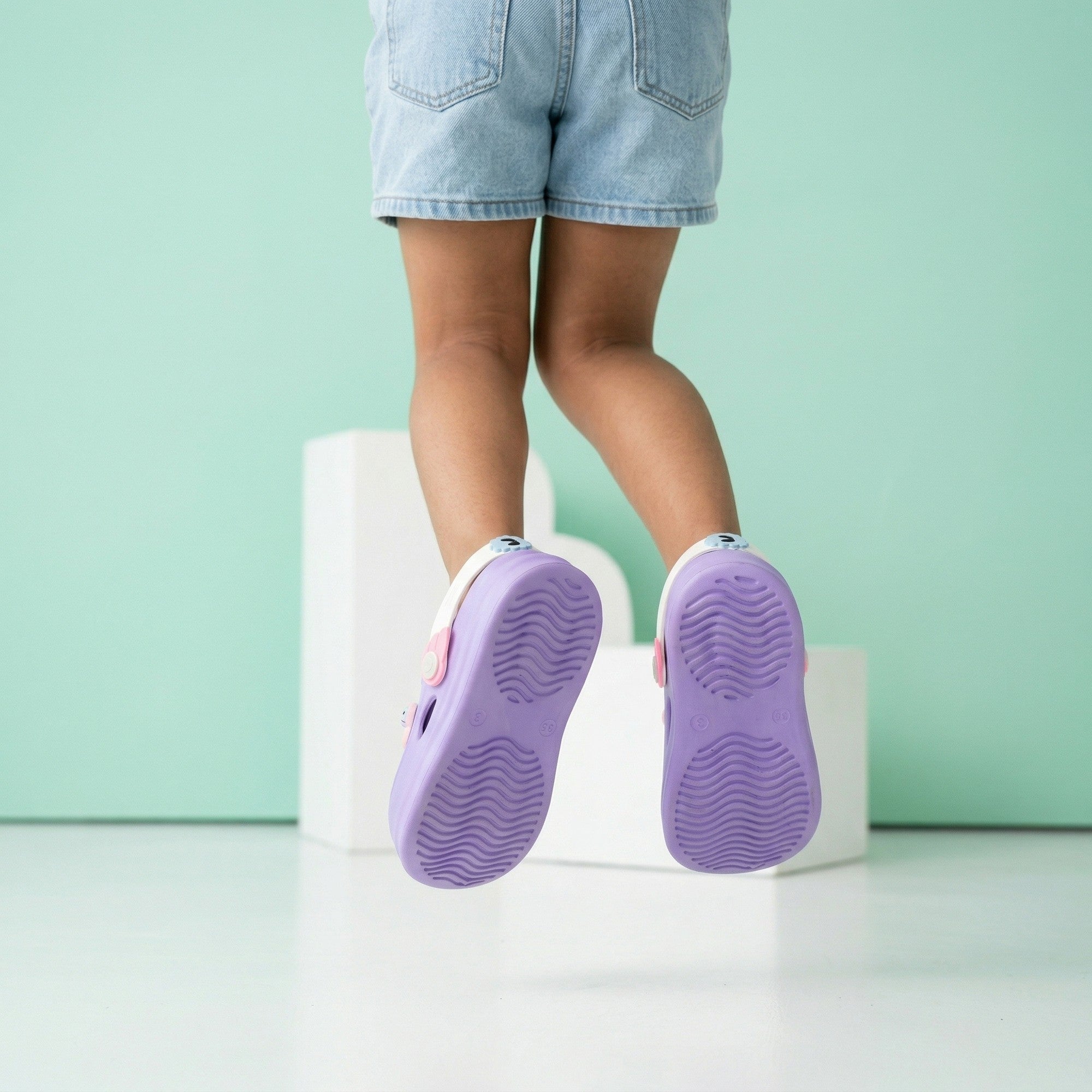 Wander Clog_purple